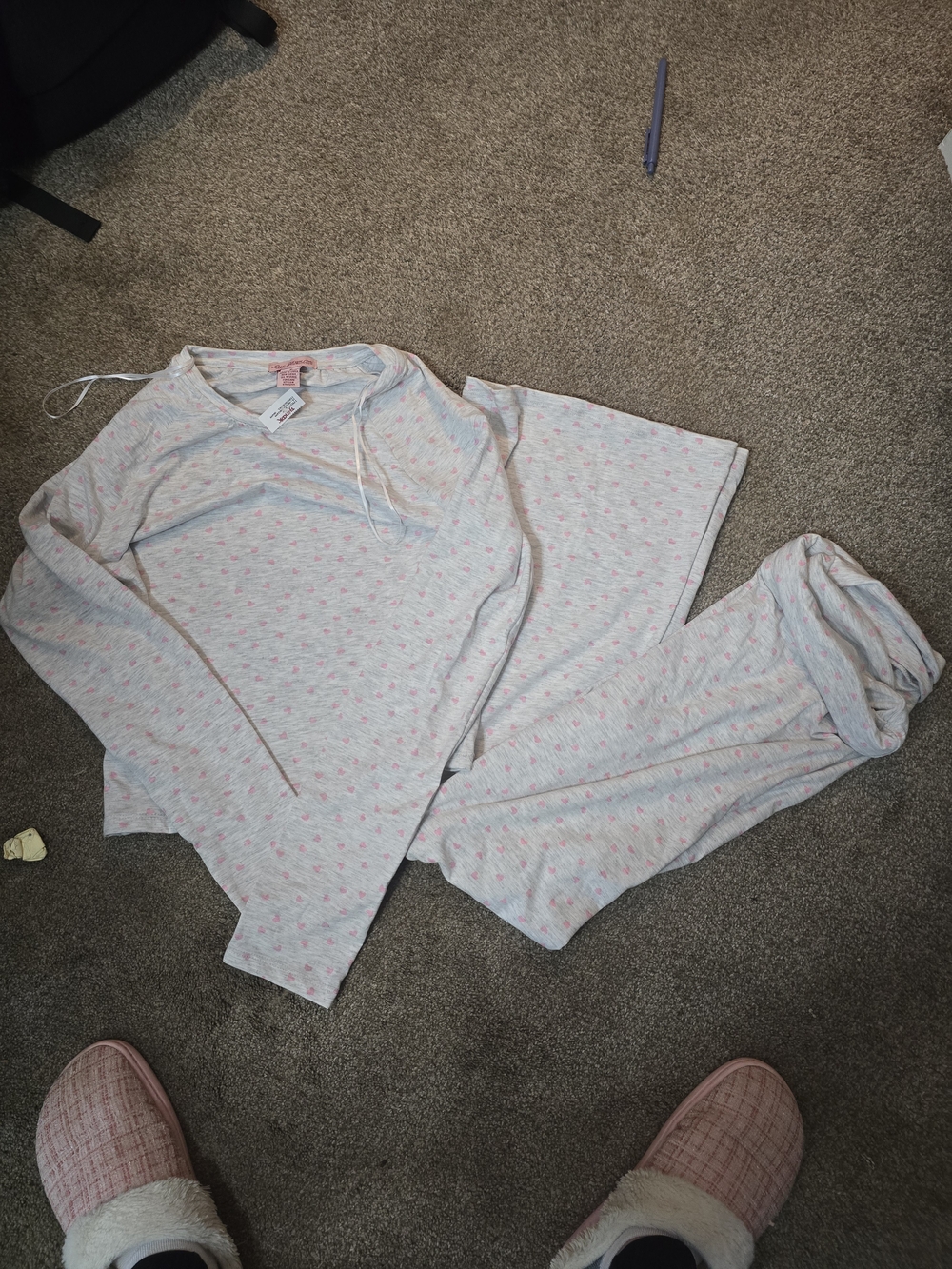 Soft Pink Dot Women Pajama Set - Comfortable Long Sleeve Top & Pants